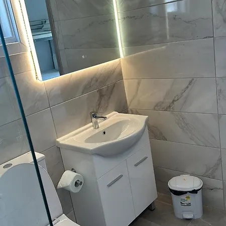 Flat In The Heart Of Ayia Napa/центр напы *