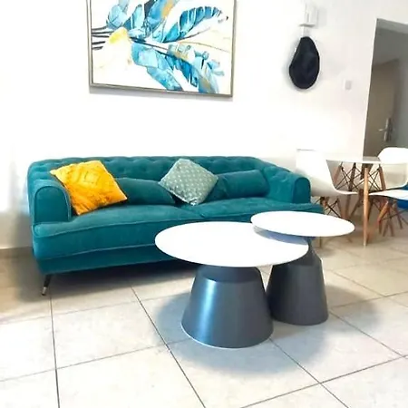 アパート Flat In The Heart Of Ayia Napa/центр напы